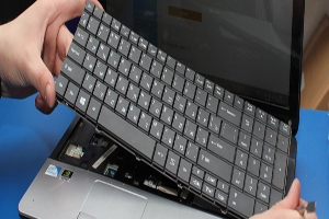 Поменять клавиатуру на ноутбуке